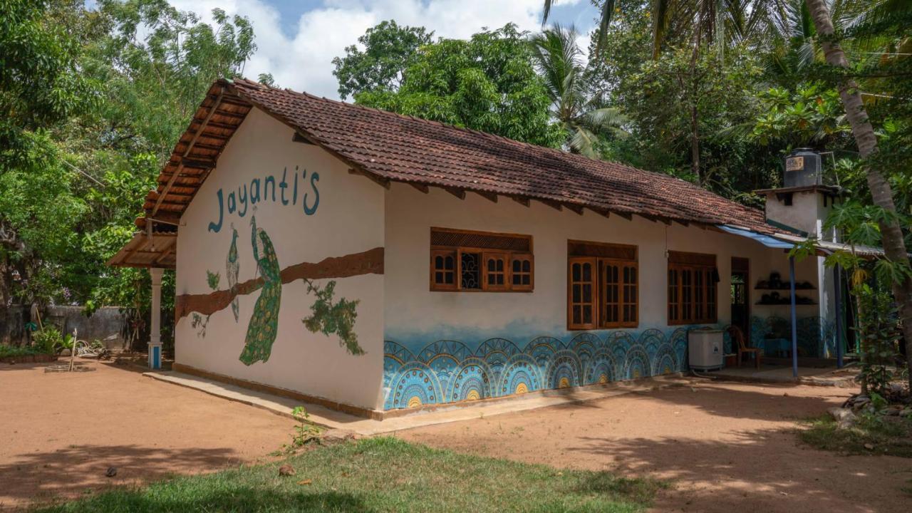 Jayanti'S Hotel Sigiriya Exterior photo